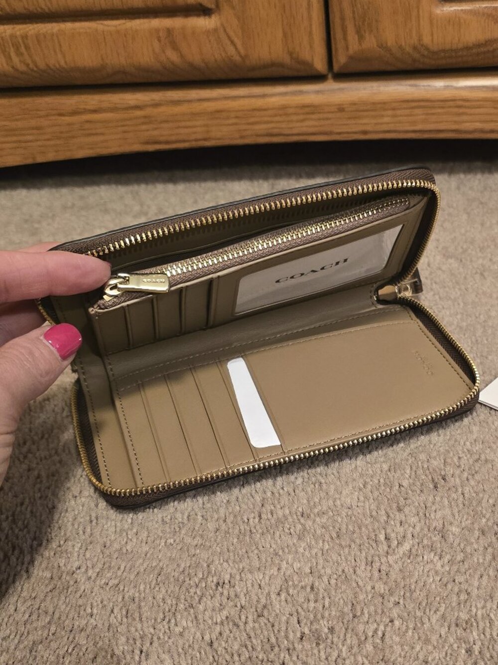 Coach Medium ID Zip Wallet CW781 - Picture 6 of 8